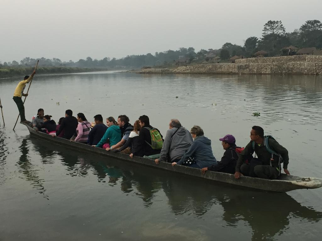 Chitwan Safari Camp & Lodge 索拉哈 外观 照片