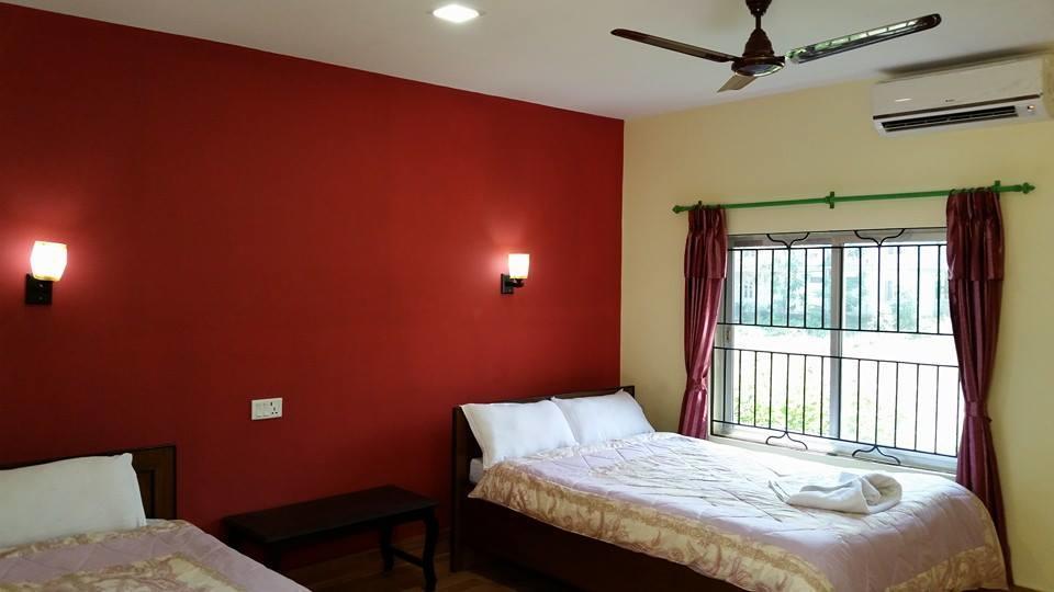 Chitwan Safari Camp & Lodge 索拉哈 外观 照片